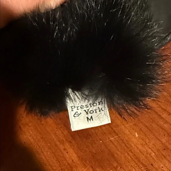 Preston & York Black Fur Trim Accessory - Picture 2 of 3